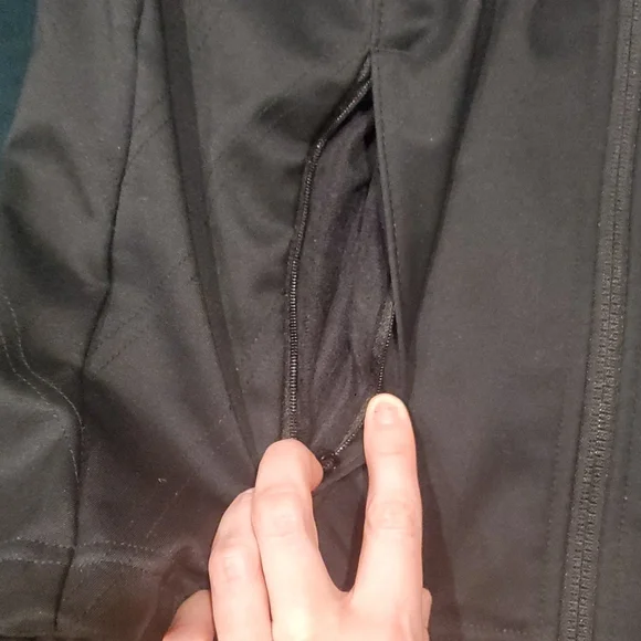 Columbia Omni-shield Breast Cancer zip up - Picture 3 of 4